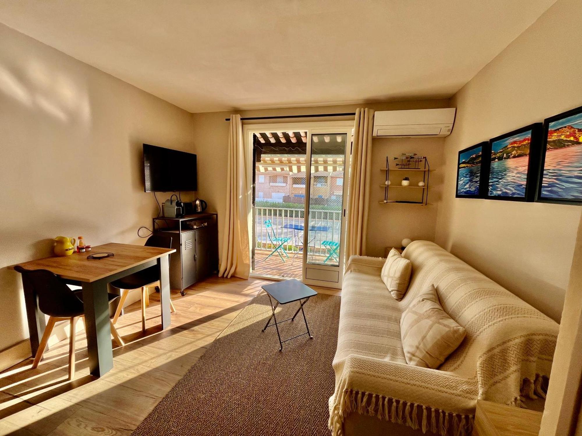 Studio Cosy En Bord De Mer Saint-Cyr-sur-Mer Buitenkant foto